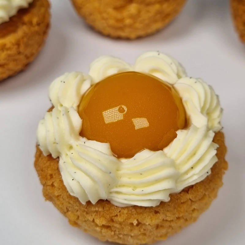 Mango-Choux